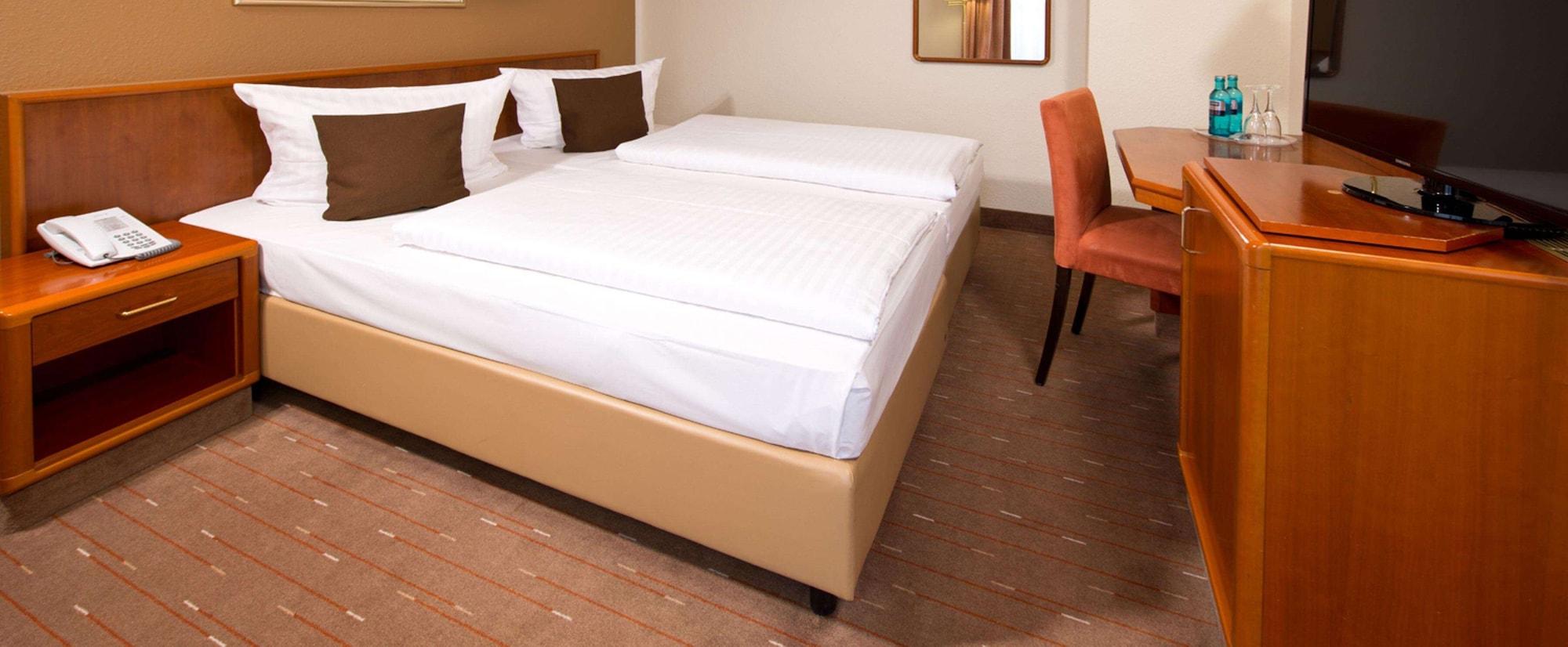 Achat Hotel Schwarzheide Lausitz Zewnętrze zdjęcie